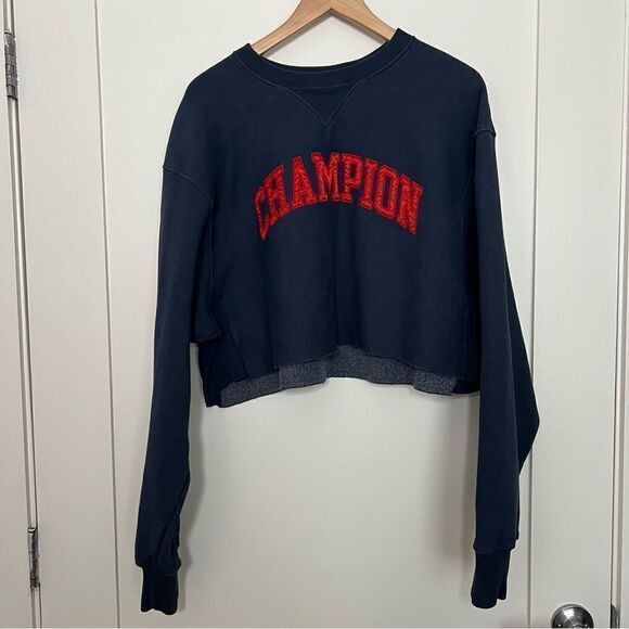 Champion Sweatshirt Womens Size XL Navy Blue Red Reverse Weave Cropped Spell Out - Picture 1 of 13
